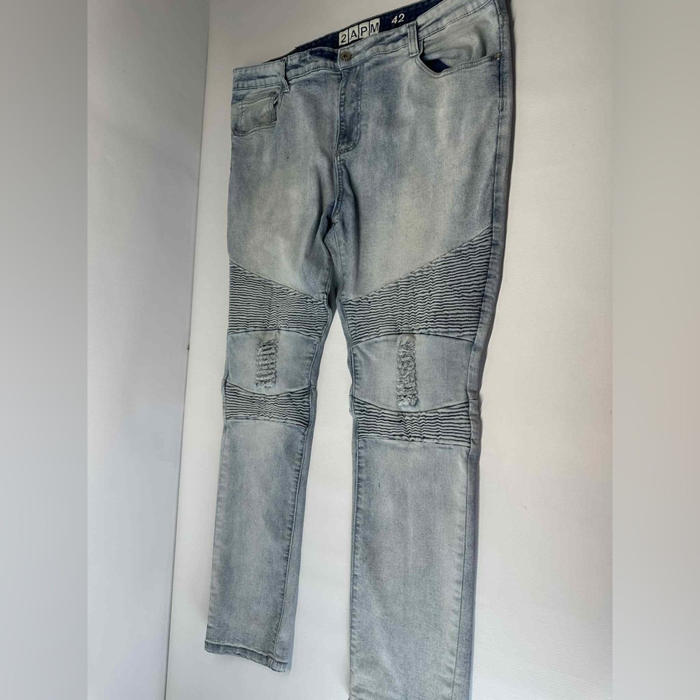 2APM Light Blue Distressed Jeans Size 42